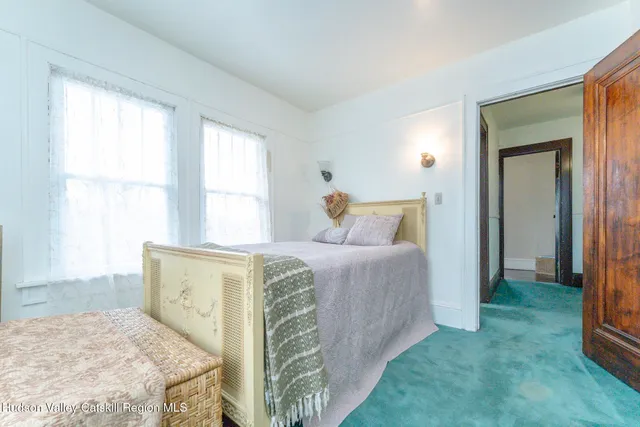 $579,000 | 306-308 Broadway, Port Ewen, NY 12487