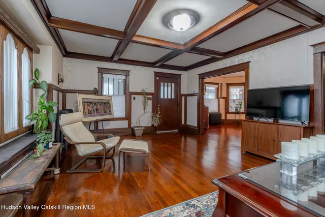 $579,000 | 306-308 Broadway, Port Ewen, NY 12487