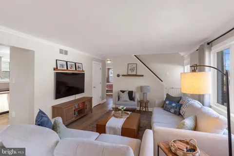 $550,000 | 316 East Mt Pleasant Avenue, Ambler, PA 19002