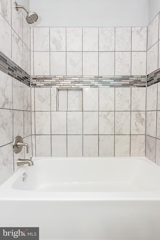6008 Accokeek Road Brandywine, MD 20613 - Photo 12 of 22 Main Level Bathroom shower/tub combo