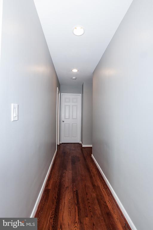 6008 Accokeek Road Brandywine, MD 20613 - Photo 6 of 22 Main Level Hallway