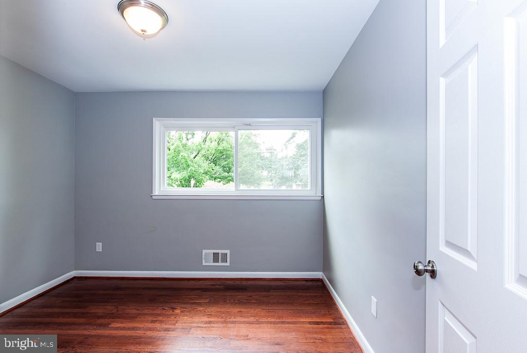 6008 Accokeek Road Brandywine, MD 20613 - Photo 7 of 22 Bedroom 1