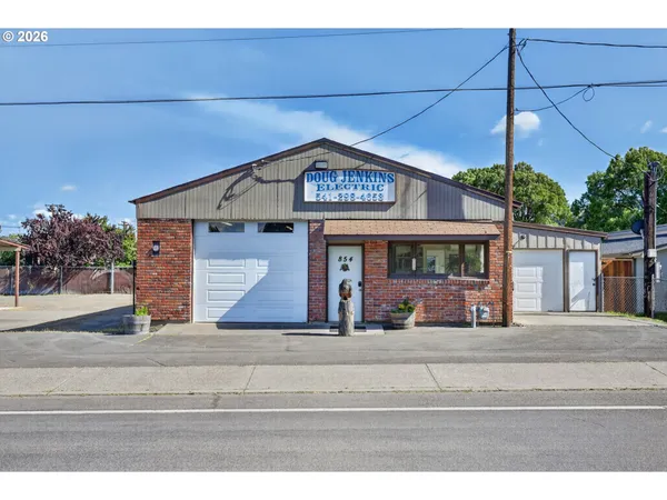 $325,000 | 854 Snipes Street, The Dalles, OR 97058