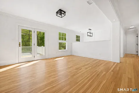 $1,299,000 | 26 Glory Road, Weston, CT 06883