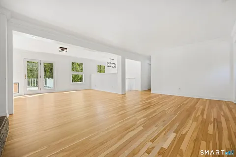 $1,299,000 | 26 Glory Road, Weston, CT 06883