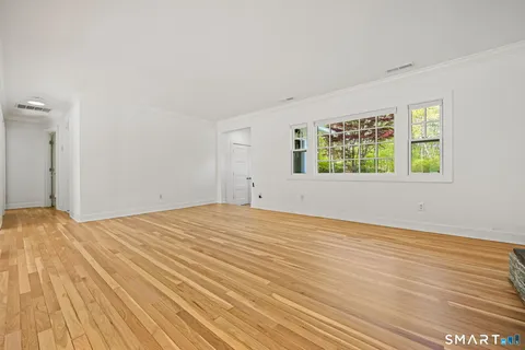 $1,299,000 | 26 Glory Road, Weston, CT 06883