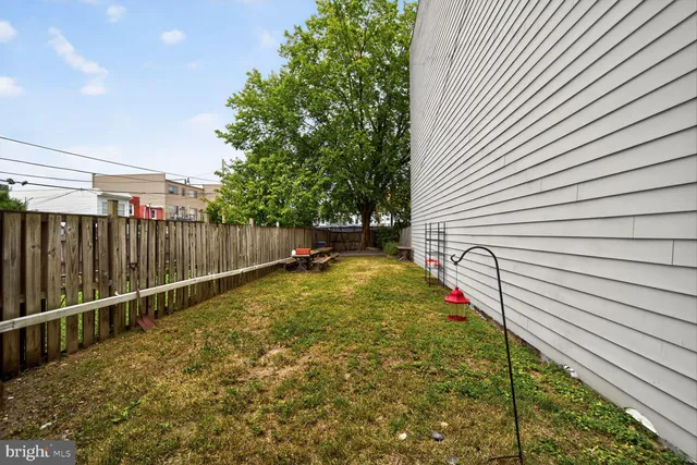 a picture of a wall with a white wall and a painting