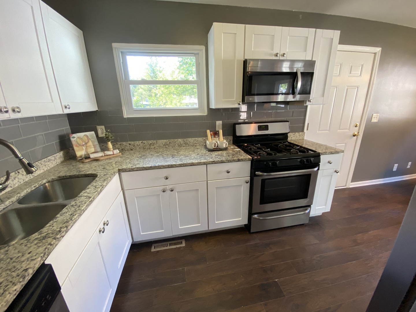 6 Marnel Road Montgomery, IL 60538 - Photo 9 of 28