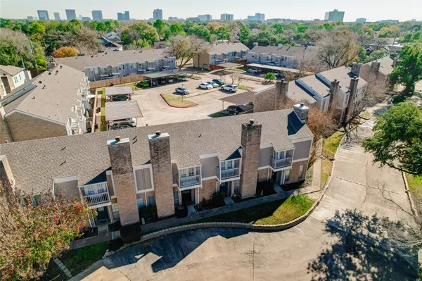 $1,500 | 11710 Southlake Drive, Unit 40, Houston, TX 77077