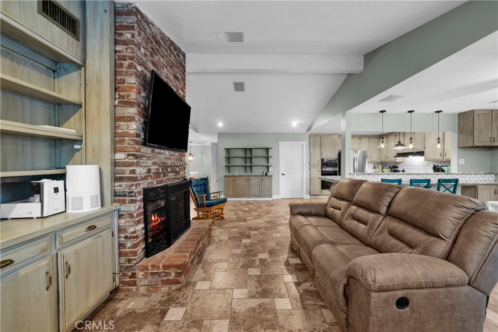 43638 21st Street West Lancaster, CA 93536 - Photo 15 of 30