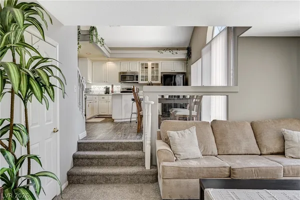 $2,400 | 8863 Chapman Point, Las Vegas, NV 89129