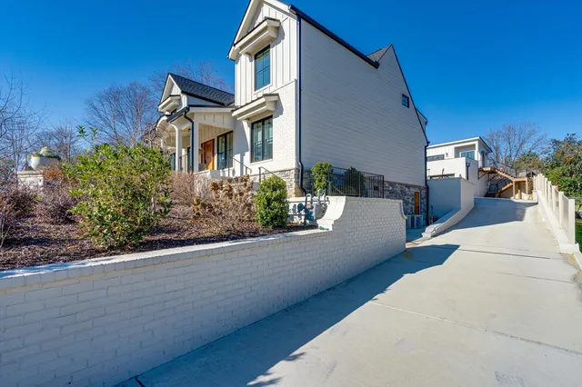 $8,000 | 503 Winston Road, Chattanooga, TN 37405