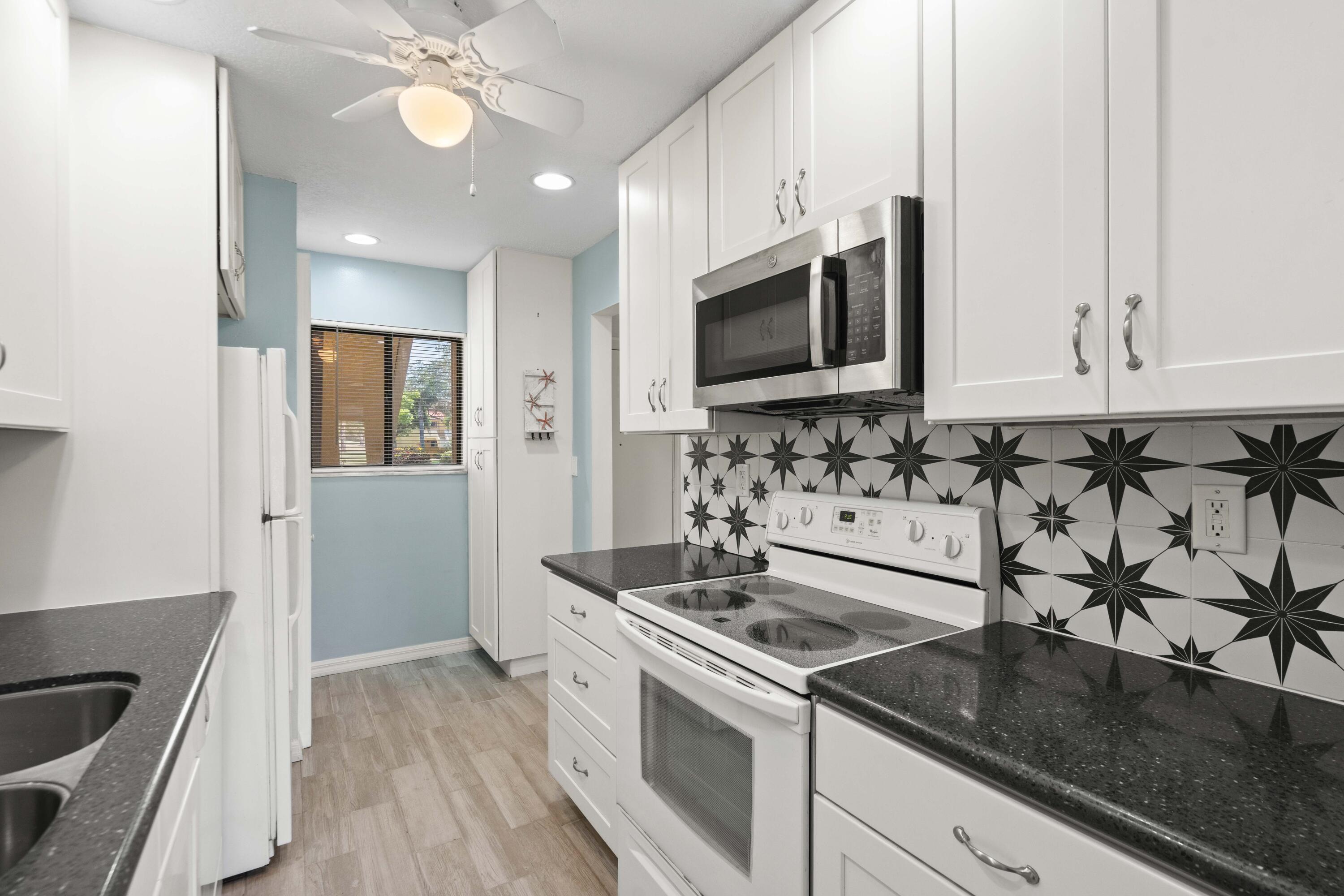 5373 Southeast Miles Grant Road, Unit C105 Stuart, FL 34997 - Photo 43 of 70 DSC00923