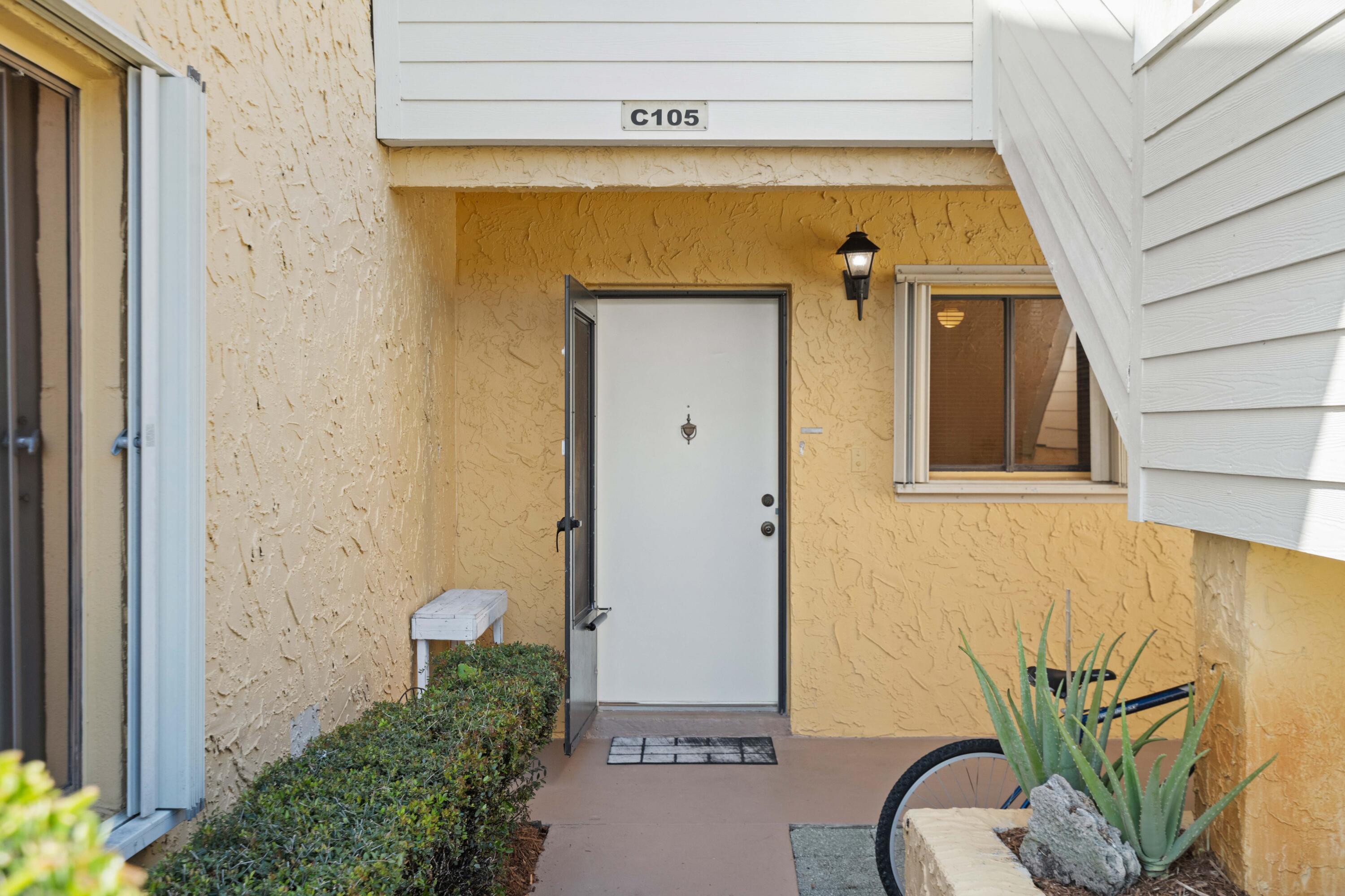 5373 Southeast Miles Grant Road, Unit C105 Stuart, FL 34997 - Photo 5 of 70 DSC01050