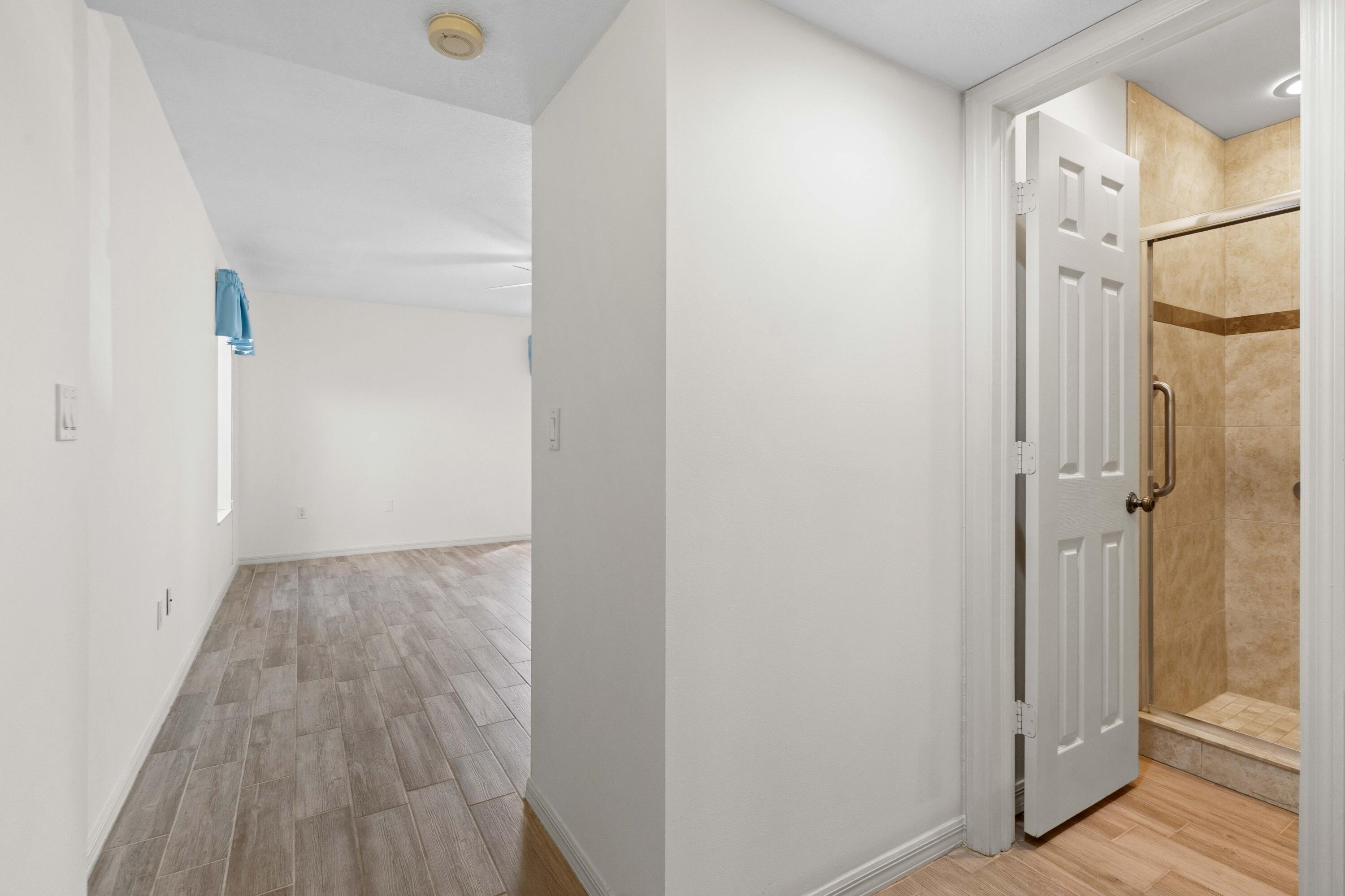 5373 Southeast Miles Grant Road, Unit C105 Stuart, FL 34997 - Photo 58 of 70 DSC00998