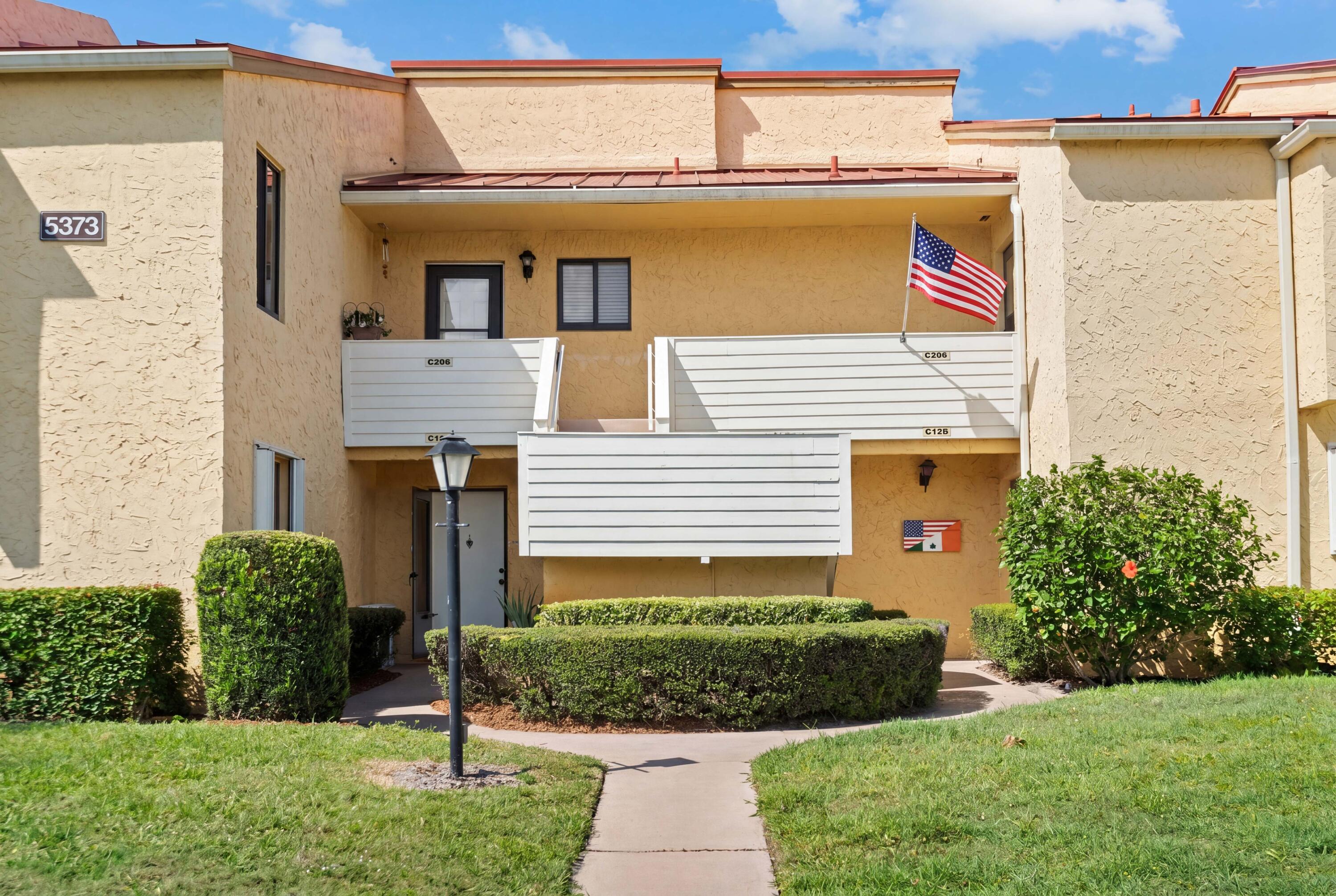 5373 Southeast Miles Grant Road, Unit C105 Stuart, FL 34997 - Photo 7 of 70 DSC01053