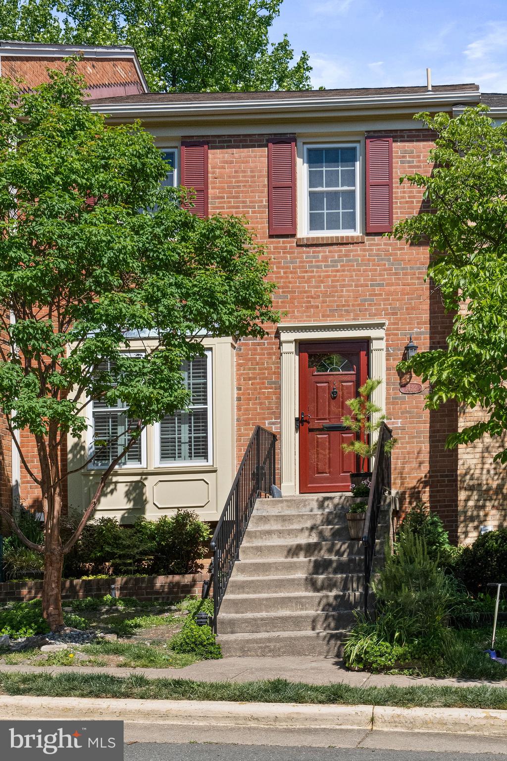 7422 Timberock Road Falls Church, VA 22043 - Photo 3 of 48 All-Brick Construction in Quiet Neighborhood