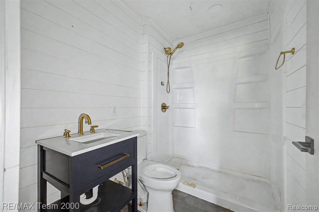 2145 Oakville Waltz Road New Boston, MI 48164 - Photo 20 of 56