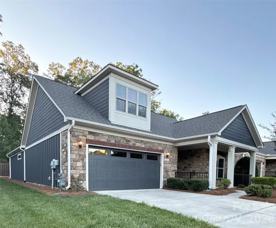 $679,900 | 1617 Traditions Court, Unit 4, Waxhaw, NC 28173