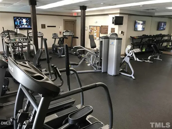 $2,450 | 8017 Matinvesi Street, Raleigh, NC 27616