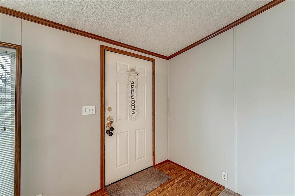 87 Inman Drive Ingalls, IN 46048 - Photo 3 of 27 Gallery Image 3