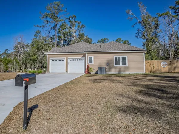 $469,000 | 2 Cherry Avenue, Crawfordville, FL 32327