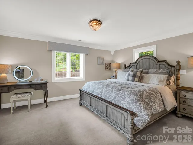 $960,000 | 100 Perry Place, Hendersonville, NC 28739