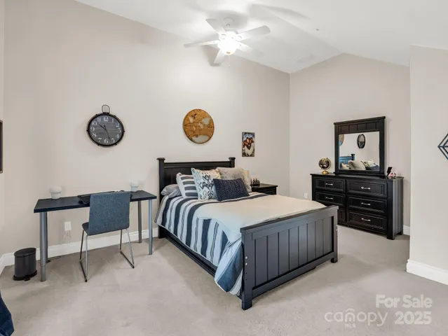 $995,000 | 100 Perry Place, Hendersonville, NC 28739