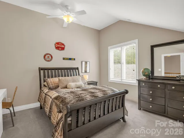 $960,000 | 100 Perry Place, Hendersonville, NC 28739