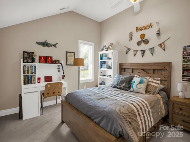 $995,000 | 100 Perry Place, Hendersonville, NC 28739