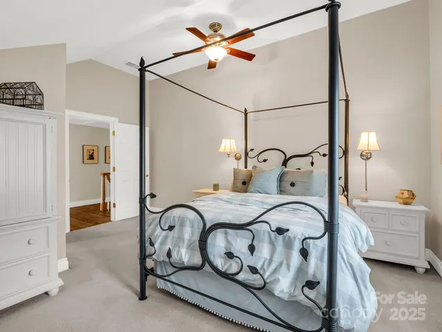 $995,000 | 100 Perry Place, Hendersonville, NC 28739