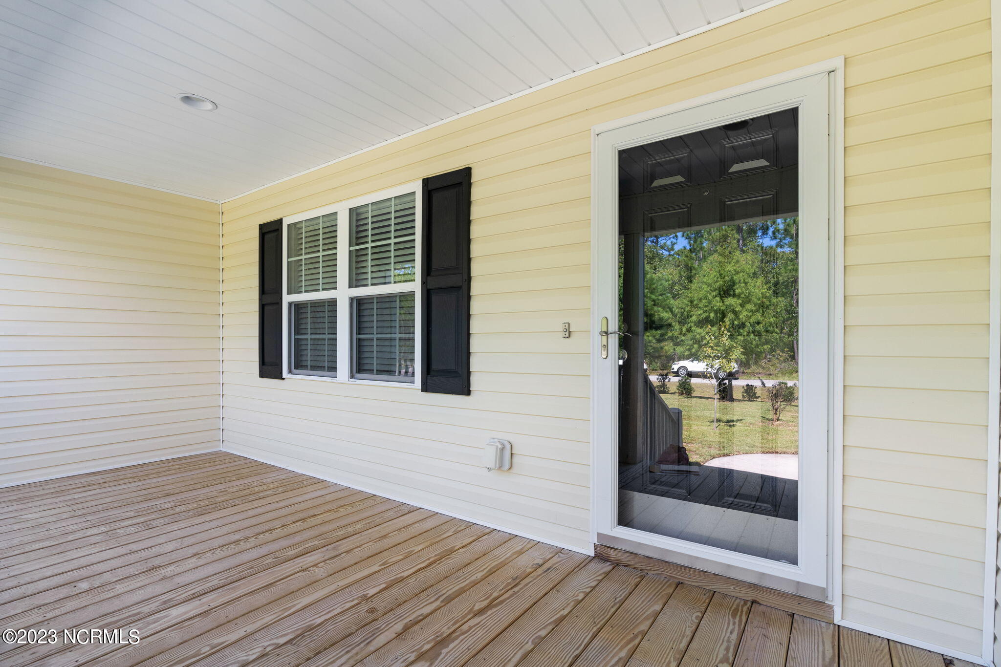 1100 Maple Road Southport, NC 28461 - Photo 6 of 46 KahunaPhoto.com 1100-34