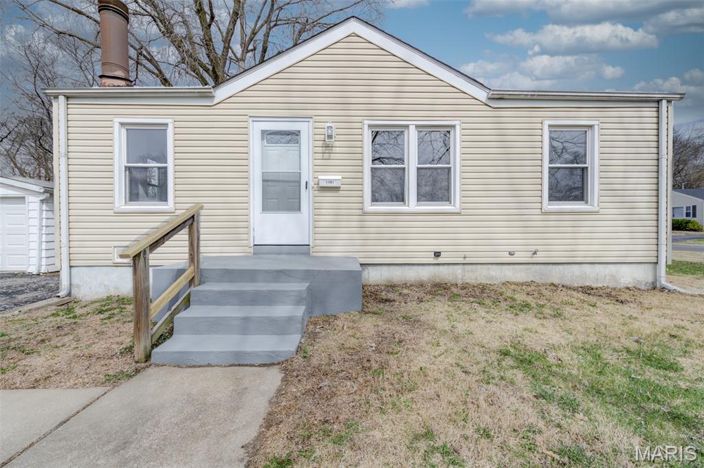 11001 St Raphael Lane St. Ann, MO 63074 - Photo 1 of 53