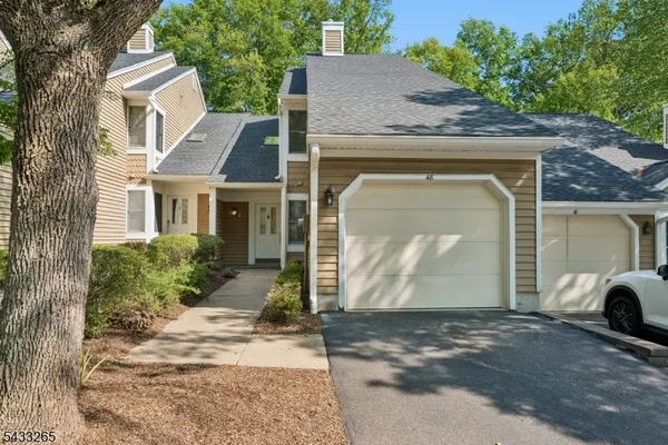 $618,880 | 48 Eton Court, Bedminster, NJ 07921