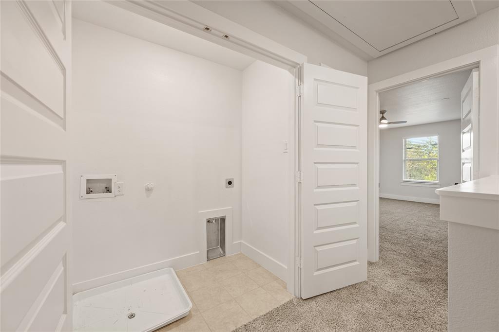 1218 Chestnut Court, Unit 2 Runaway Bay, TX 76426 - Photo 22 of 26 a view of room