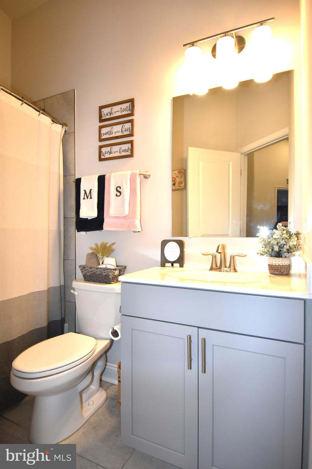 1252 Fenwick Road Aberdeen, MD 21001 - Photo 27 of 38 Hall Bath - Tile Floor & Shower