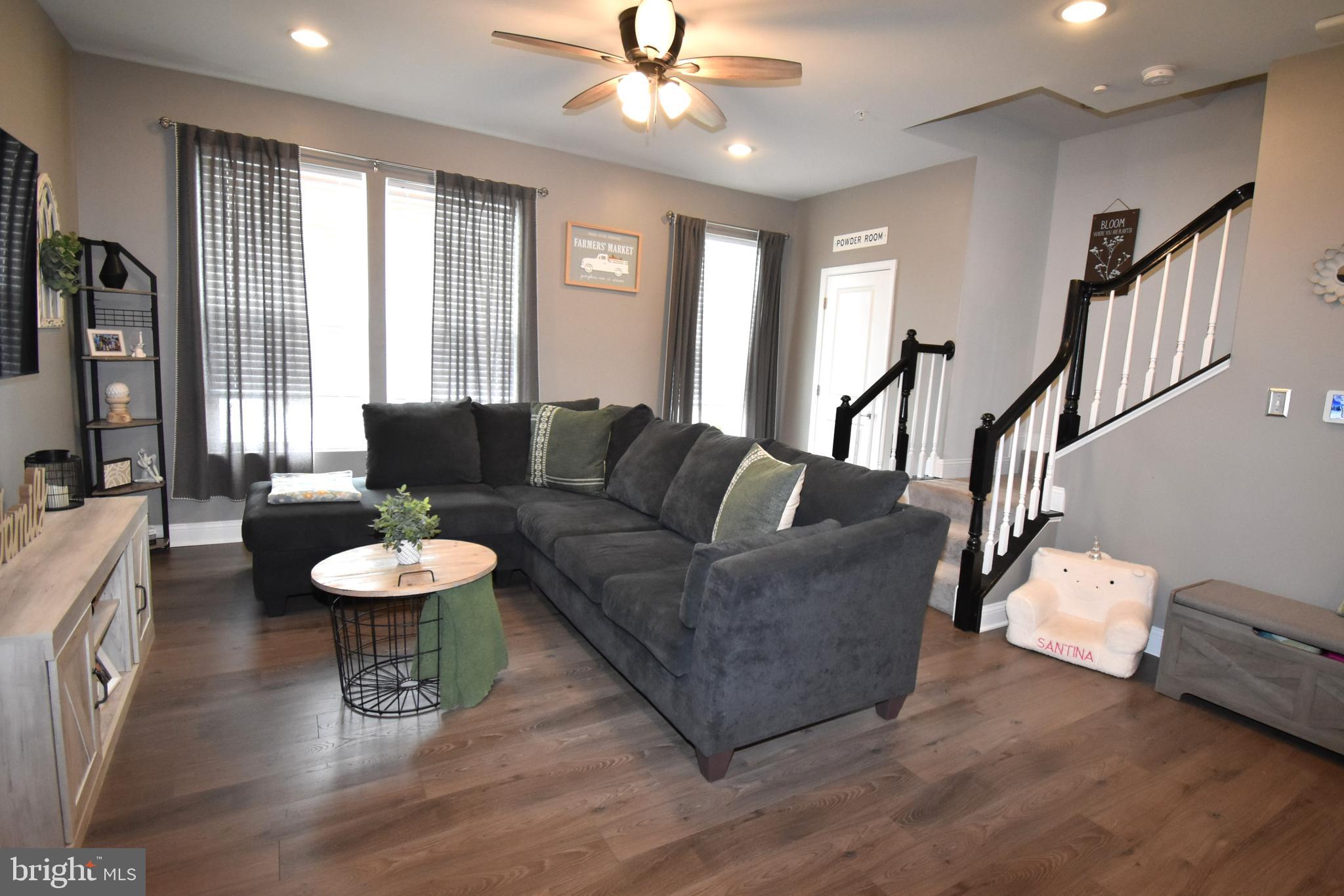 1252 Fenwick Road Aberdeen, MD 21001 - Photo 7 of 38 Living Room on Main