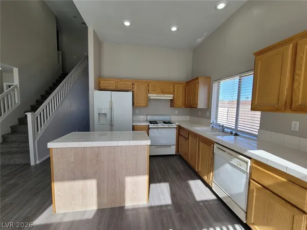 $2,125 | 80 Tanglewood Drive, Henderson, NV 89012