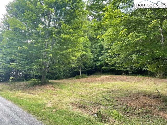 $49,950 | Forest Ridge, Fleetwood, NC 28626