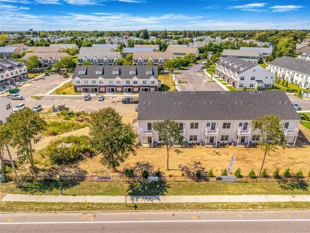 $3,900 | 102 Dover Street, Central Islip, NY 11722