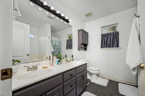$432,500 | 3342 Meadowhill Drive, Murfreesboro, TN 37130
