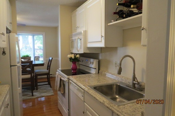 18 Acadia Kimball Road, Unit 18 Amesbury, MA 01913 - Photo 9 of 23 Gallery Image 9