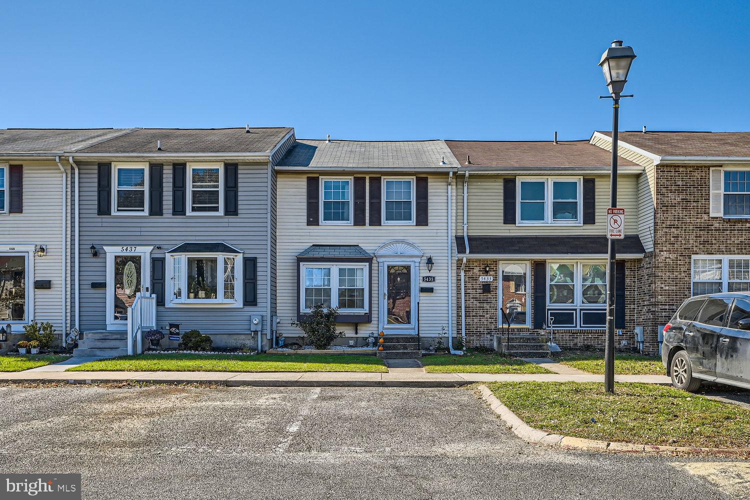 5435 King Arthur Circle Rosedale, MD 21237 - Photo 3 of 28 Charming townhome in a serene neighborhood.