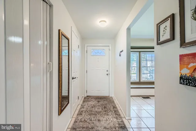 $285,000 | 5435 King Arthur Circle, Rosedale, MD 21237