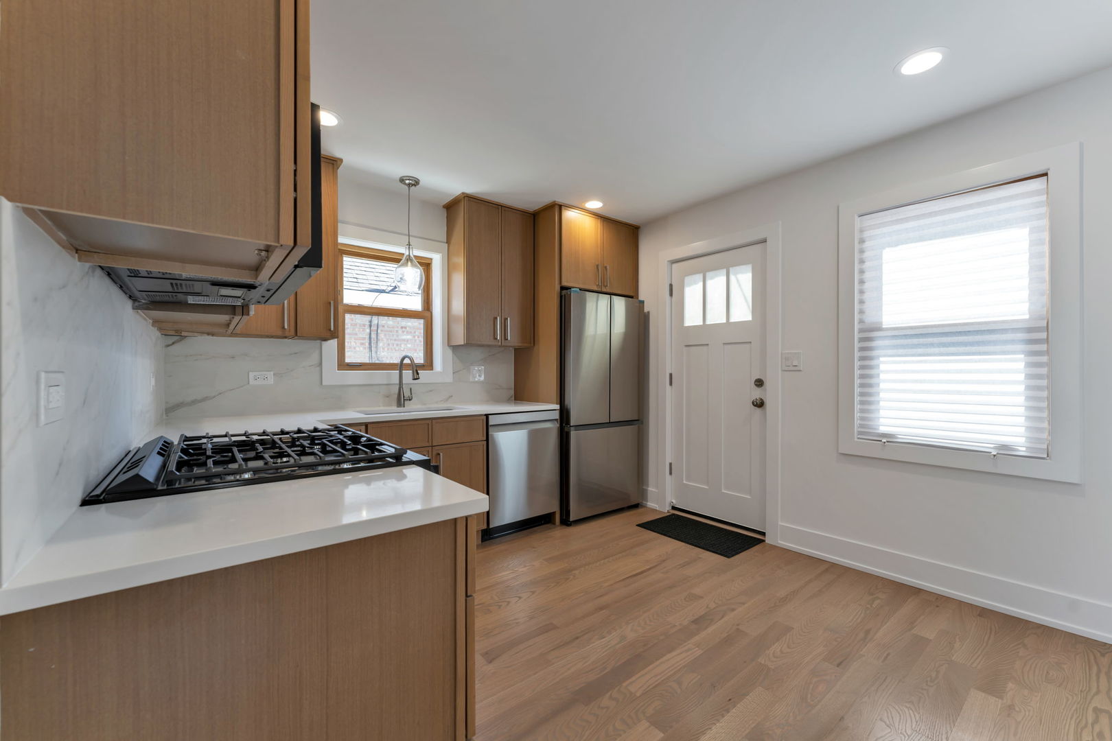 2825 West 84th Place Chicago, IL 60652 - Photo 4 of 13