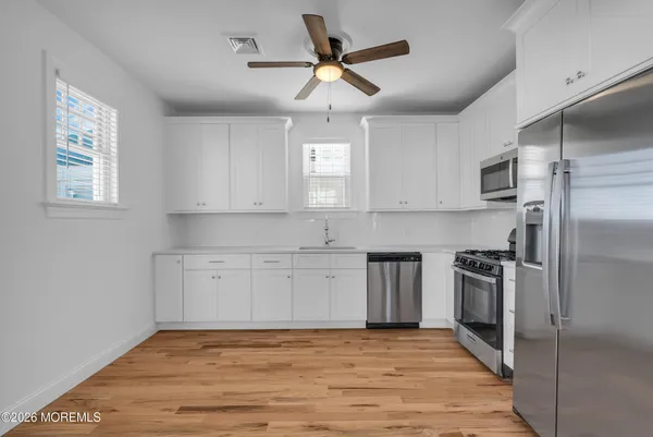 $3,300 | 132 Bay Avenue, Unit 2, Highlands, NJ 07732