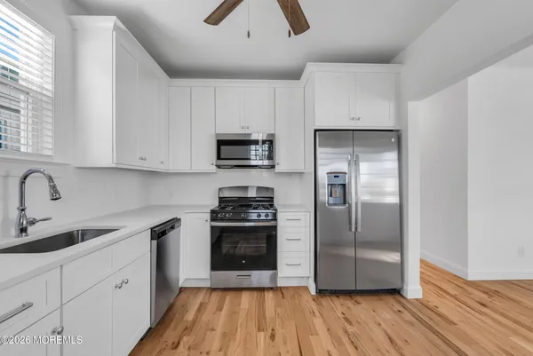 $3,300 | 132 Bay Avenue, Unit 2, Highlands, NJ 07732