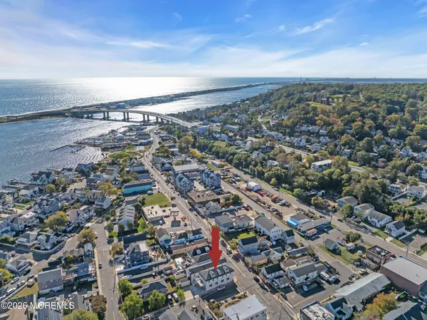 $3,300 | 132 Bay Avenue, Unit 2, Highlands, NJ 07732