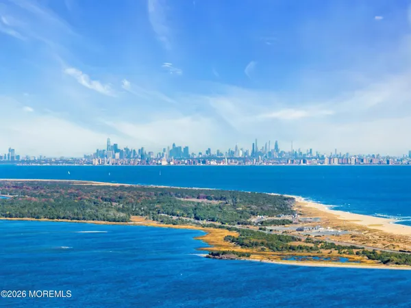 $3,300 | 132 Bay Avenue, Unit 2, Highlands, NJ 07732