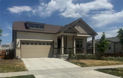 $899,900 | 5234 Queen Court, Arvada, CO 80002